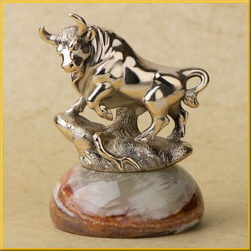 Статуэтка на ониксе "Бык №2,5"