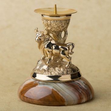 Подсвечник "Бык" на ониксе