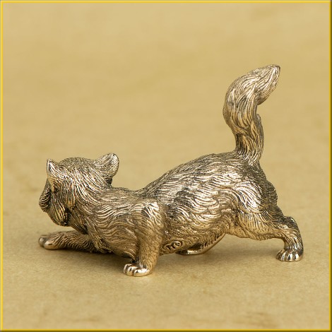 Подарок к году Кота-Кролика, символ года 2023 фигурка Кот