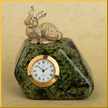 Часы "Кролик"