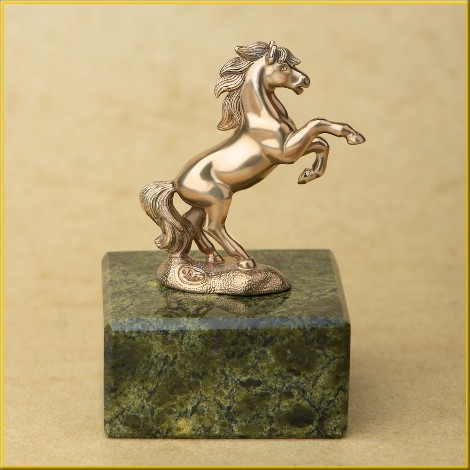 Подарок к году Лошади, символ года 2026 фигурка Лошадь