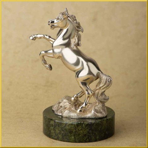 Подарок к году Лошади, символ года 2026 фигурка Лошади