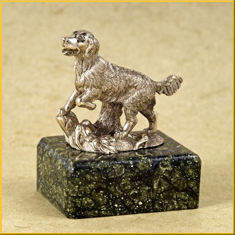 Фигурка (статуэтка) на змеевике "Собака №2"