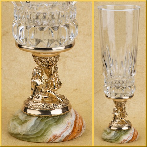 Бокал "Весы" на ониксе