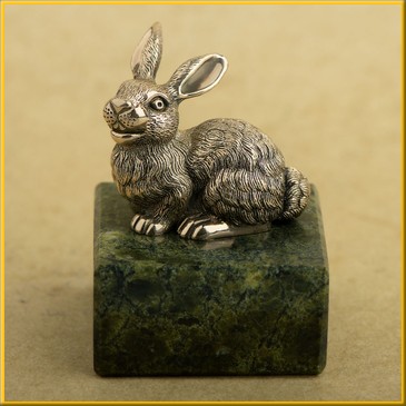 Фигурка (статуэтка) на змеевике "Кролик" №1